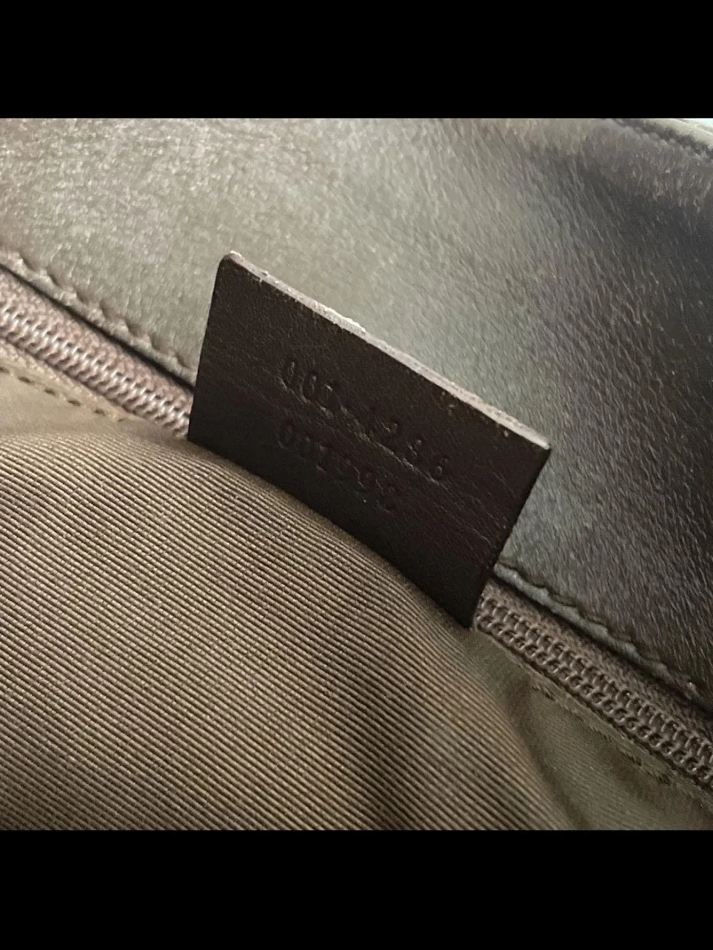Gucci Brown/Beige GG Supreme Shoulder Bag